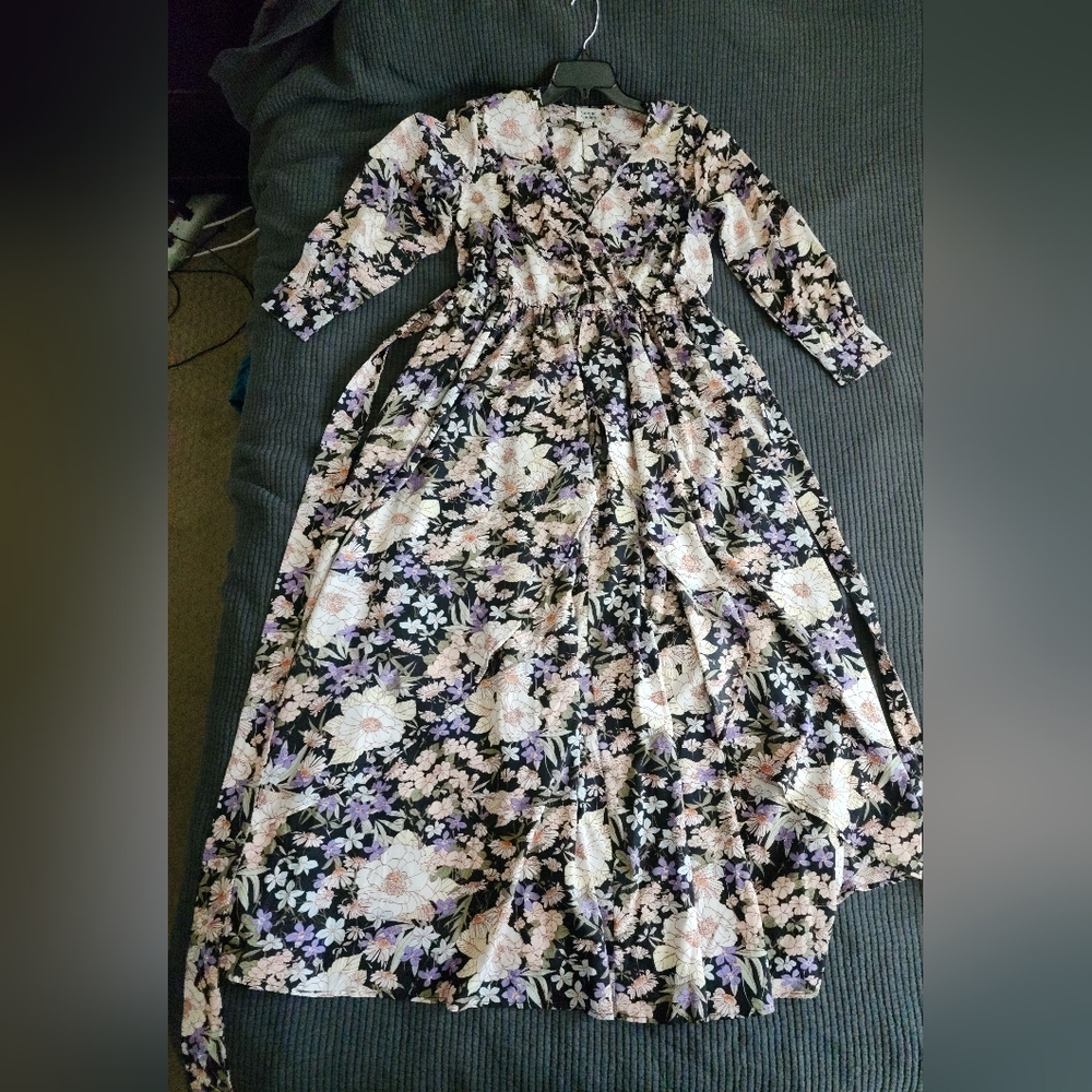 Unique Vintage Floral Maxi Dress - Black, White, Pink, Purple